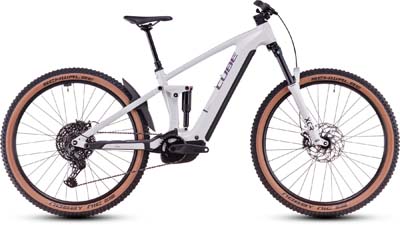 Zu sehen ist ein weißes Cube Stereo Hybrid ONE44 Pro E-Bike.