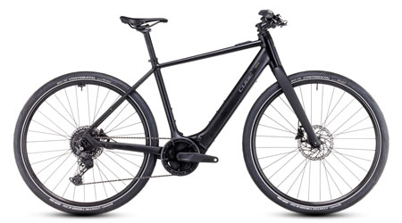 Zu sehen ist ein schwarzes Cube Editor Hybrid Pro E-Bike.