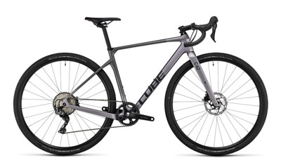 Cube Nuroad WS C:62 Pro Gravel Bike in Silber.