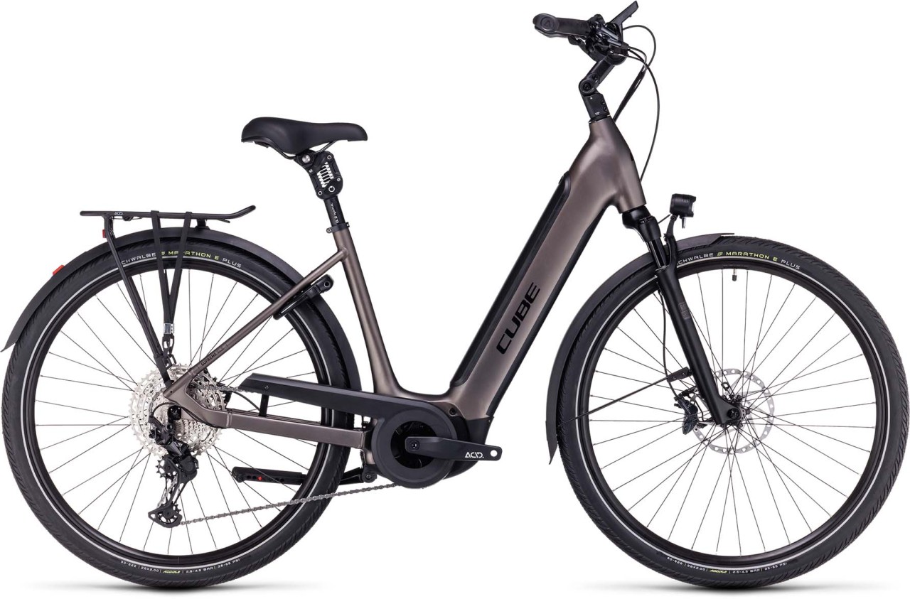 Cube Supreme Sport Hybrid SLX 625 teak n black 2023 - E-Bike Trekkingrad Tiefeinsteiger