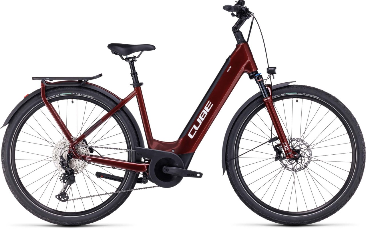 Cube Touring Hybrid EXC 625 red n white 2023 - E-Bike Trekkingrad Tiefeinsteiger