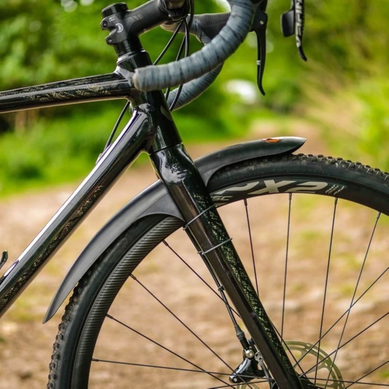 Mudhugger Schutzblech Gravel vorne kompatibel mit 700c und 650b Rädern bis zu 50mm breite
